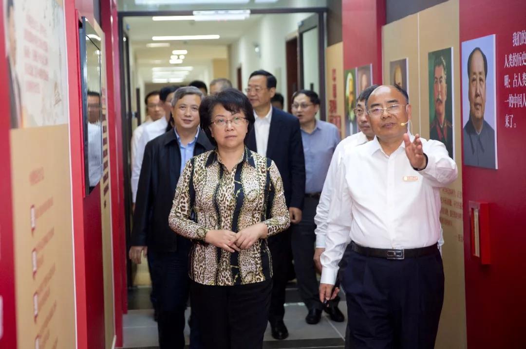 副省长王明玉,辽宁省委教育工委副书记,省教育厅党组书记,厅长冯守权